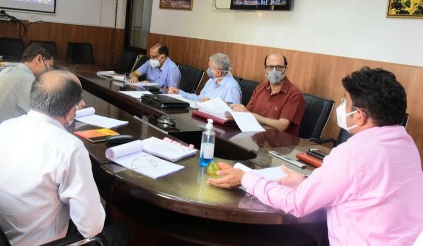 Div Com Jammu reviews progress on PMGSY road projects in districts